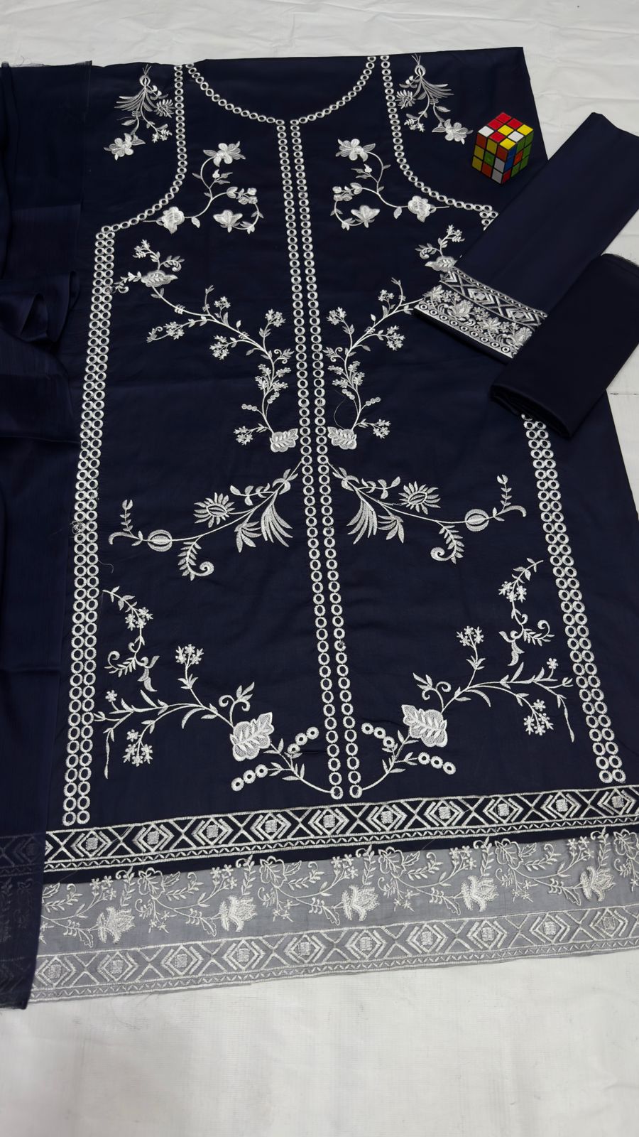 *PRESENTING FLORENC MOST LUXURY EMBROIDERED HIT CODE* - Image 4