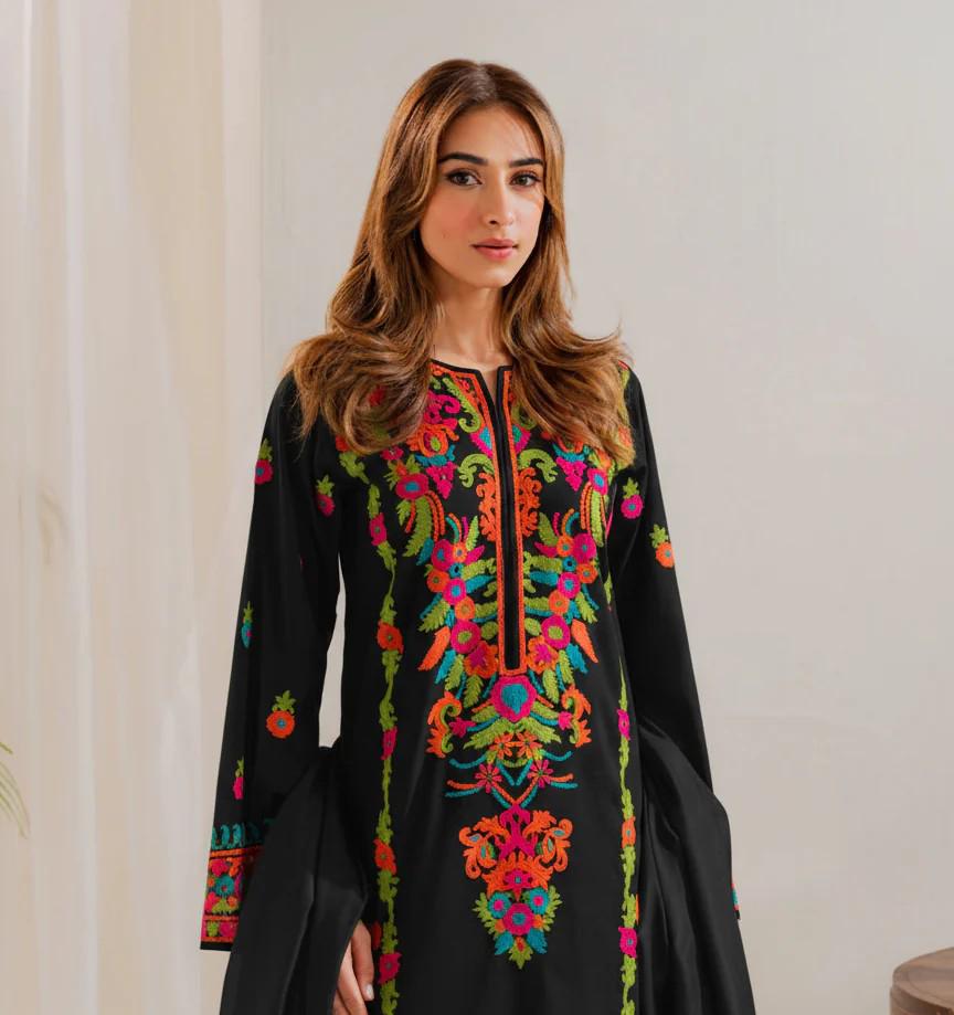 *PRESENTING LAAM BRAND LUXURY BRAND EMBROIDERED HIT CODE* - Image 2
