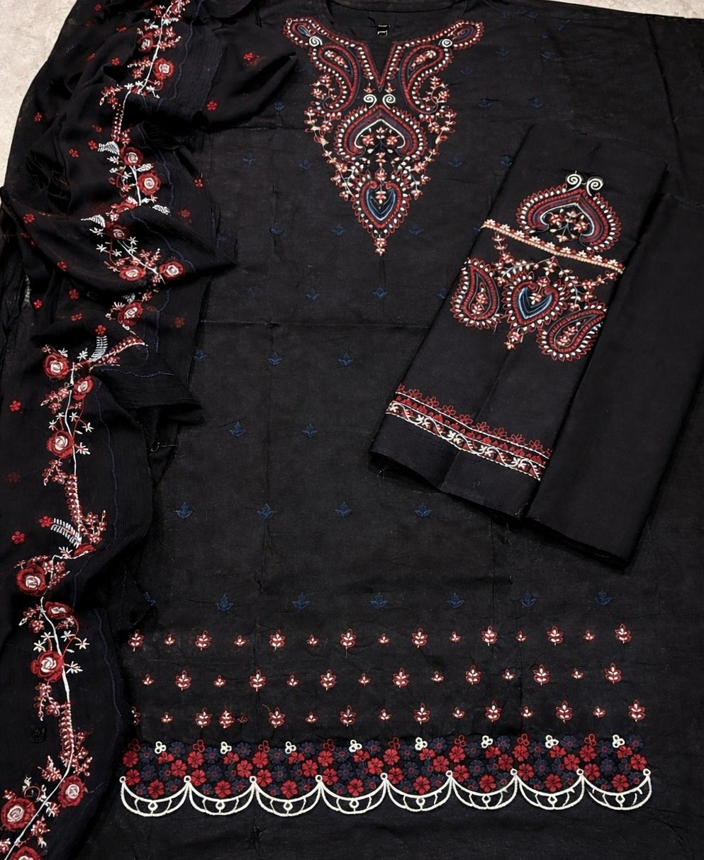 *PRESENTING IZNIK MOST LUXURY EMBROIDERED HIT CODE* - Image 4